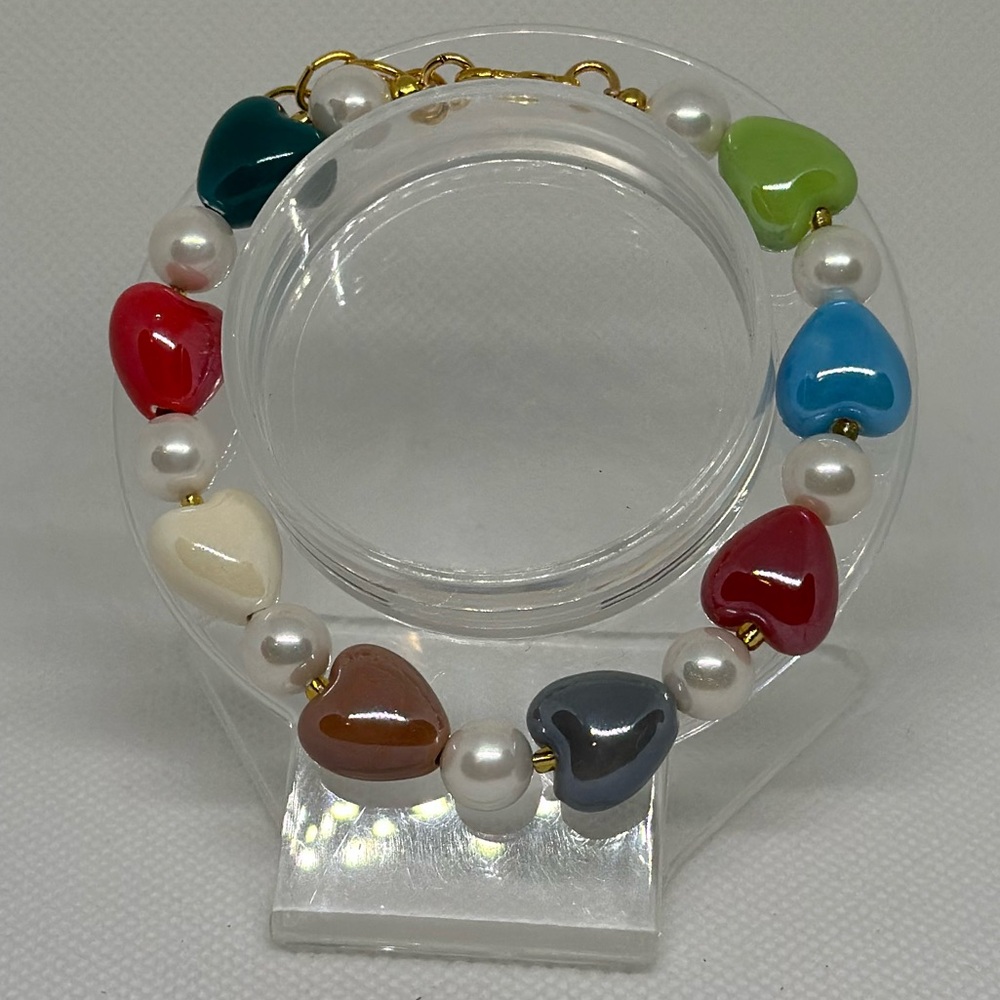Handmade Gold Wire Bracelet with Heart and Pearl Beads